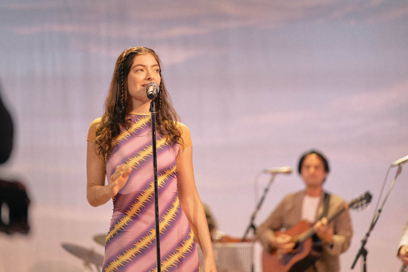 Lorde performing on 'The Late Late Show.'