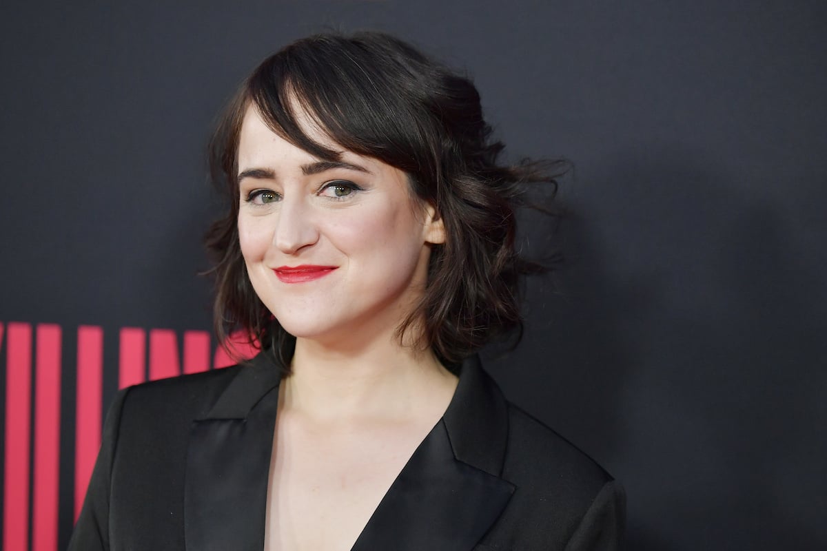 Mara Wilson in black outfit