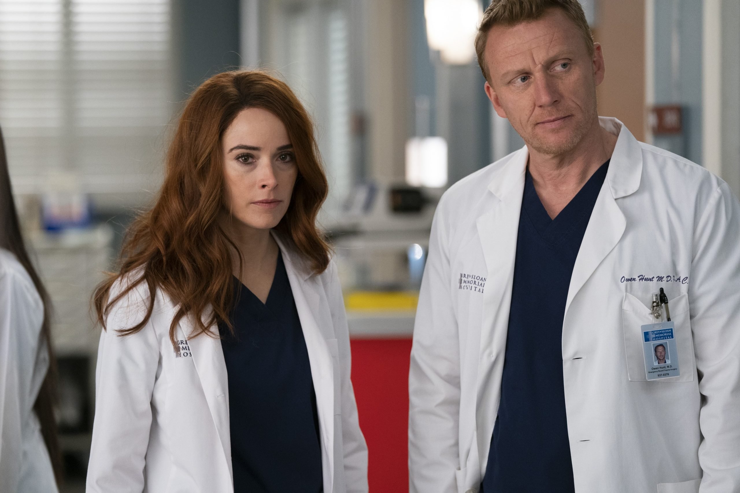 Greys Anatomy Season 15 actors Abigail Spencer and Kevin McKidd as Megan and Owen Hunt