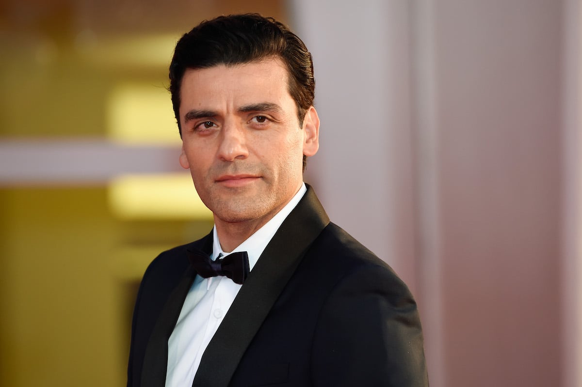 Oscar Isaac on the red carpet