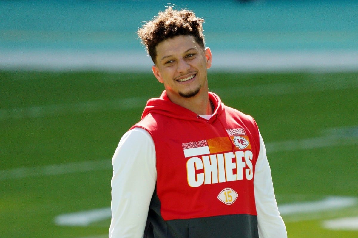 Patrick Mahomes warms up prior to the game against the Miami Dolphins