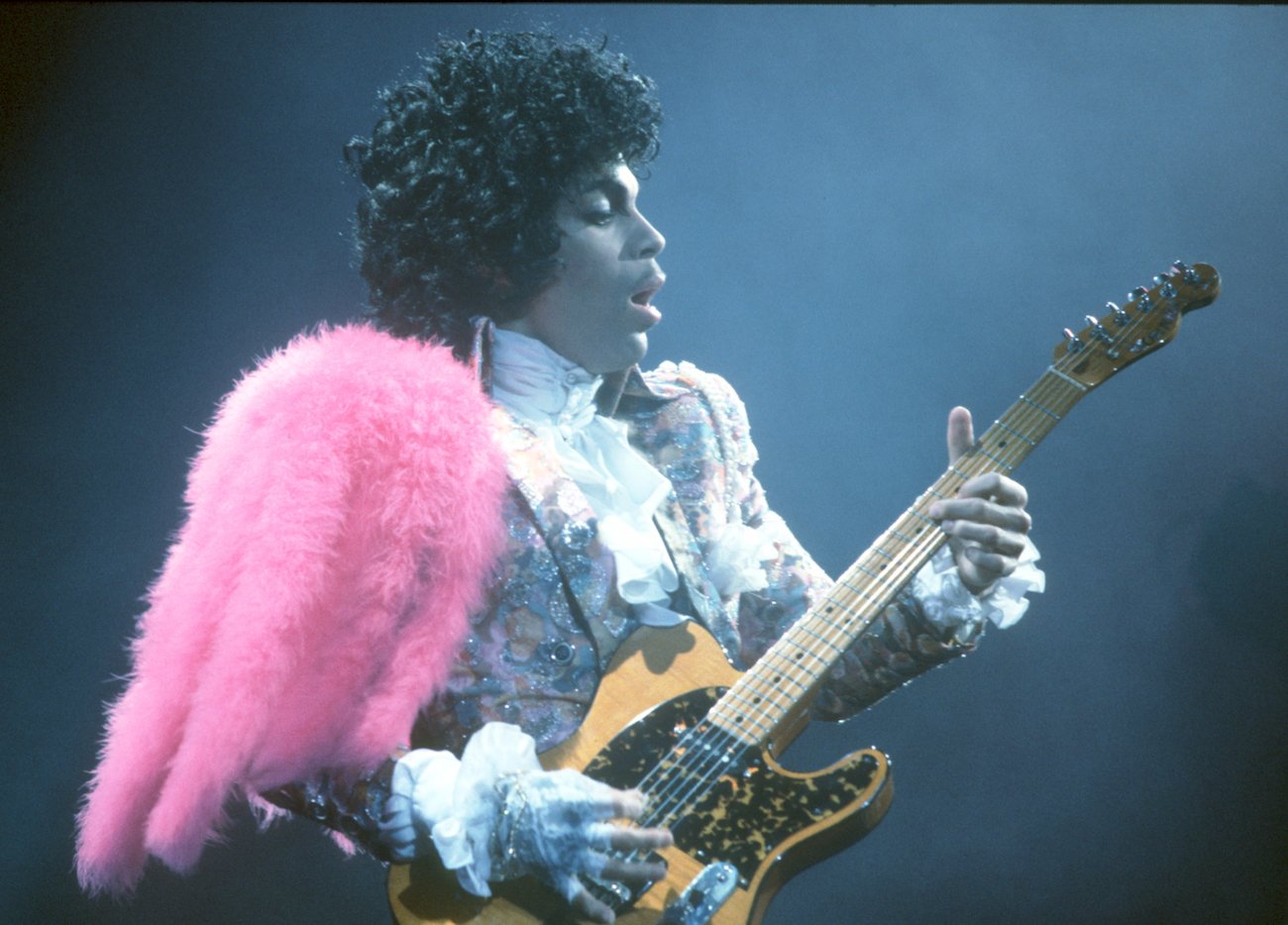 Prince performing in L.A.