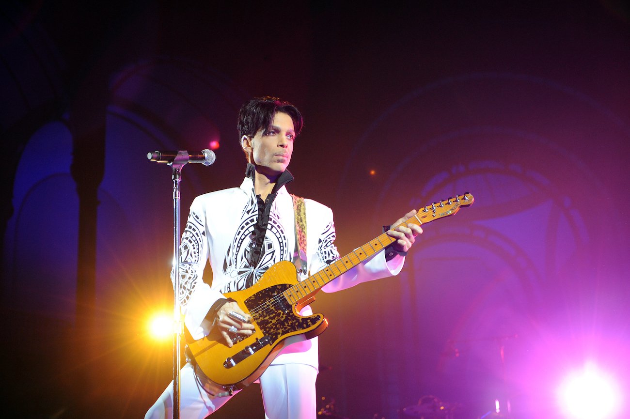 Prince performing in Paris.