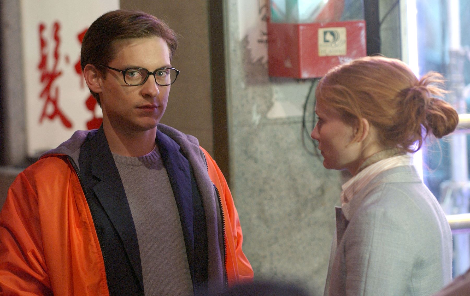 Tobey Maguire and Kirsten Dunst filming 'Spider-Man' in Chinatown of New York City