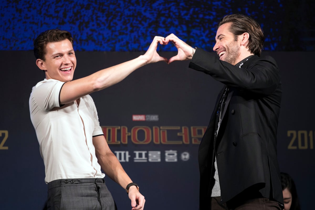Tom Holland and Jake Gyllenhaal, long before the Spider-Man pointing meme was recreated