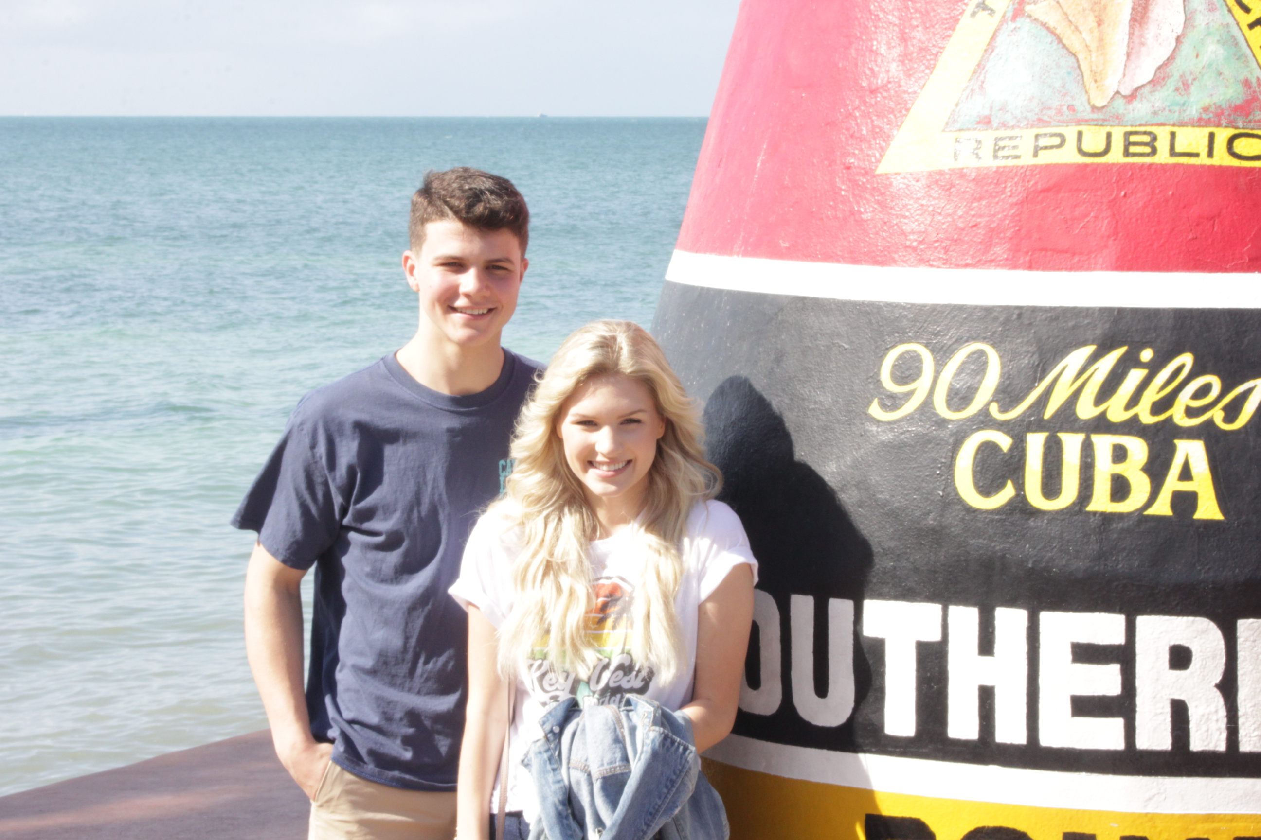 Travis Clark and Katie Bates in Key West in the 'Bringing Up Bates' Season 10 finale