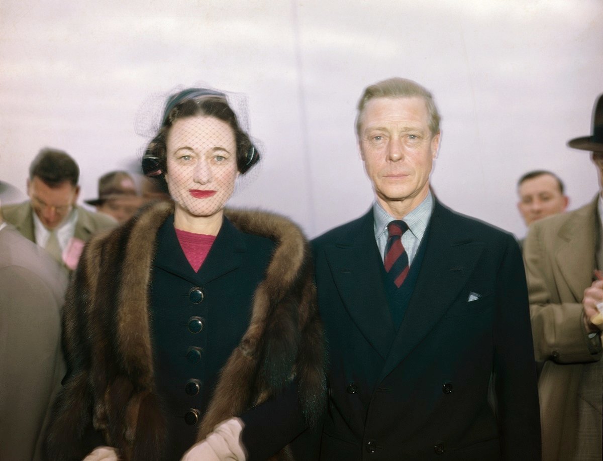 Wallis Simpson and King Edward VIII photographed as they arrived together on a ship, circa 1946