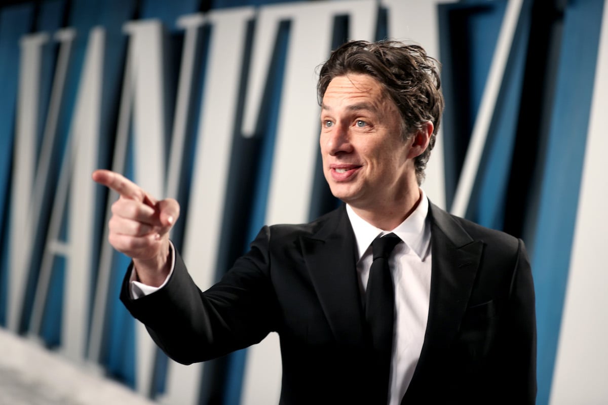 Zach Braff, who is nominated for a 2021 Emmy Award, in a suit at the 2020 Vanity Fair Oscar Party.