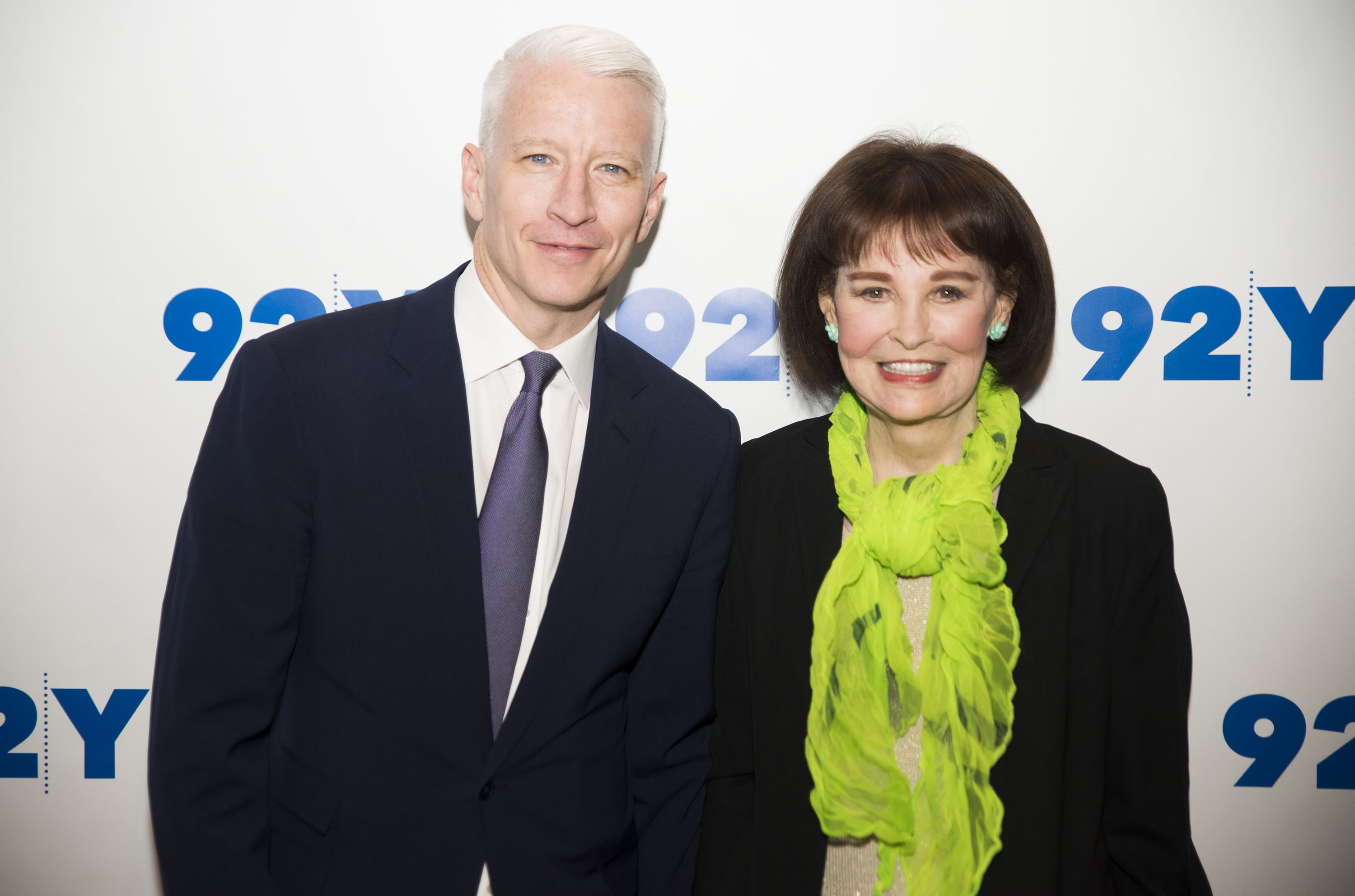 Anderson Cooper (left) and his mother Gloria Vanderbilt (right).