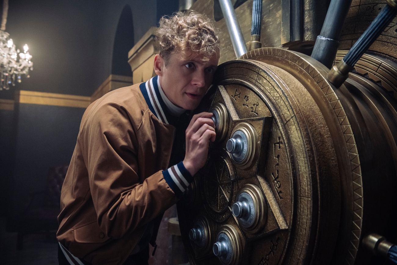Matthias Schweighöfer as Ludwig in Netflix's 'Army of Thieves'