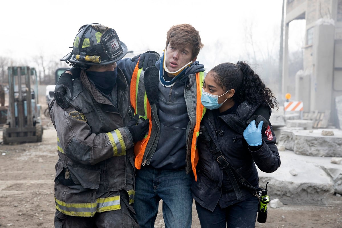 Jesse Spencer as Matthew Casey and Adriyan Rae as Gianna Mackey on Chicago Fire