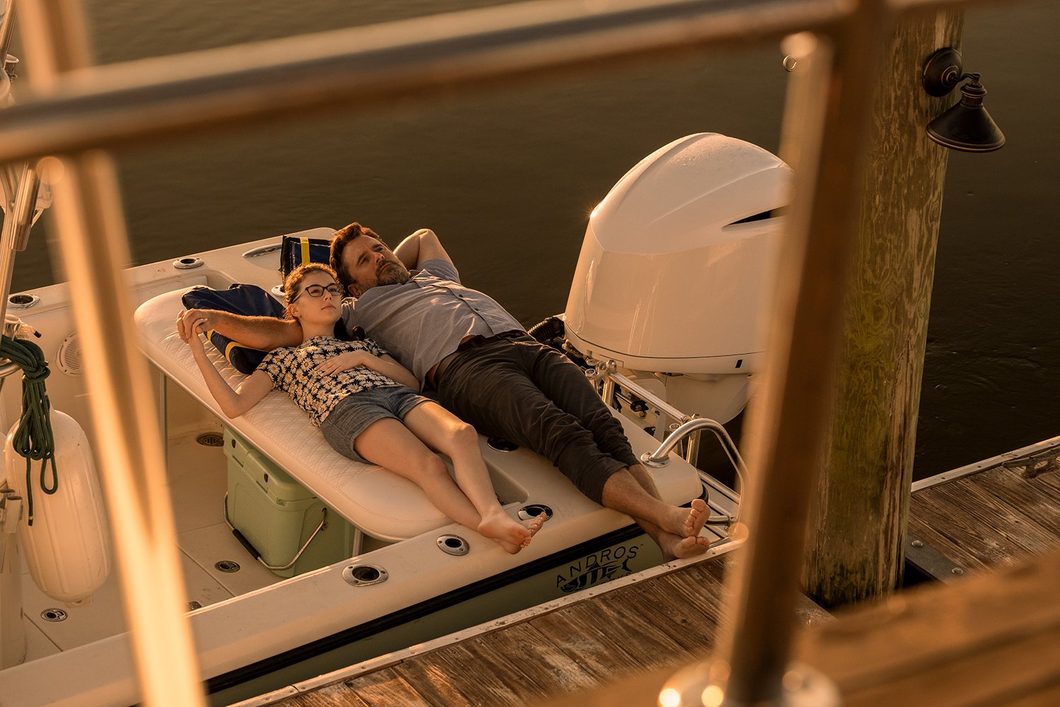 Outer Banks stars Julia Antonella and Charles Esten in a season 2 deleted scene