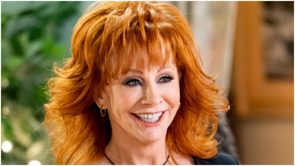 Reba McEntire had to be rescued from a collapsing building.
