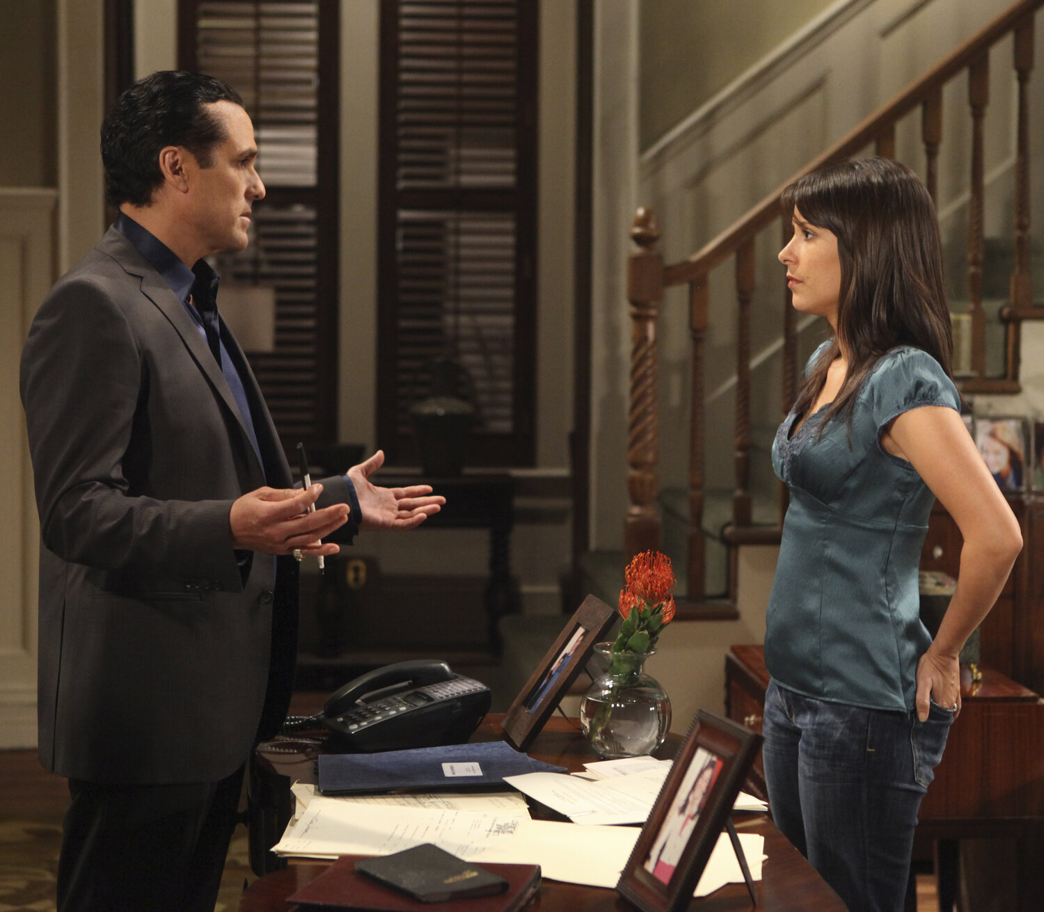 Maurice Benard (Sonny) and Kimberly McCullough (Robin) in a 'General Hospital' scene that aired the week of May 24, 2010.