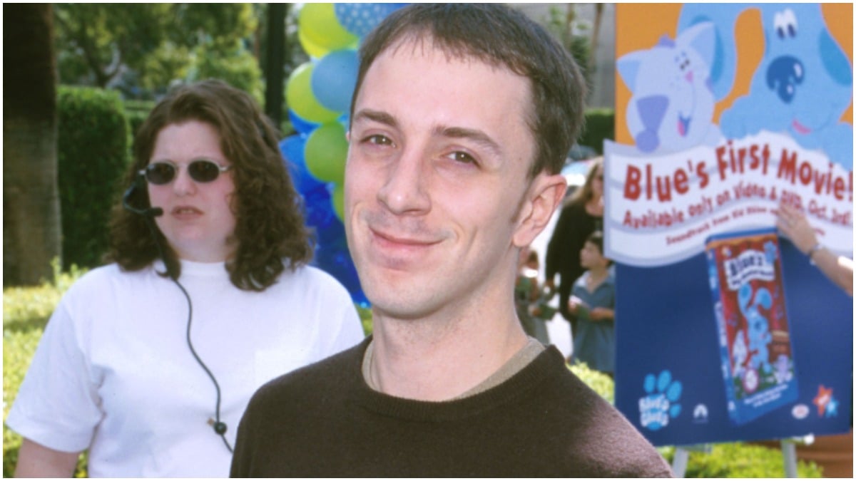Steve Burns poses on the red carpet at a press event for "Blue's Clues."