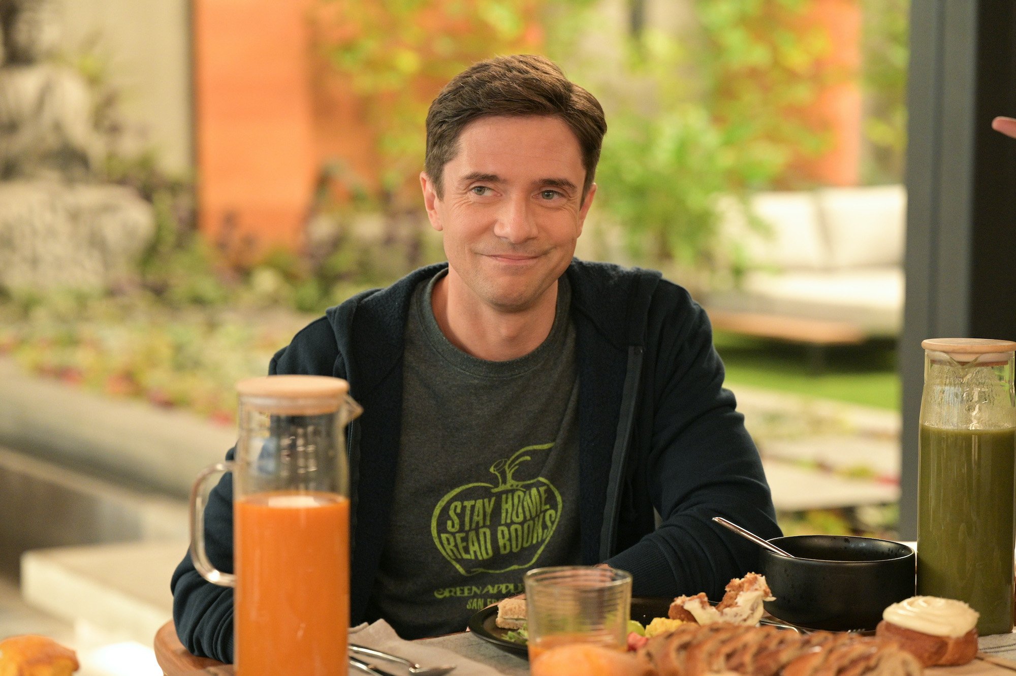 TOPHER GRACE