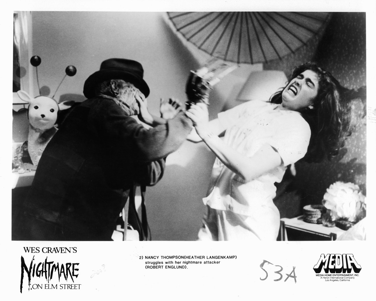 Robert Englund attacks Heather Langenkamp in 'A Nightmare on Elm Street.'