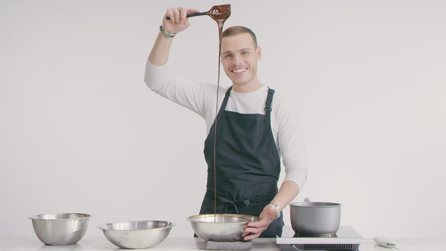 Amaury Guichon drips chocolate in Netflix Christmas series