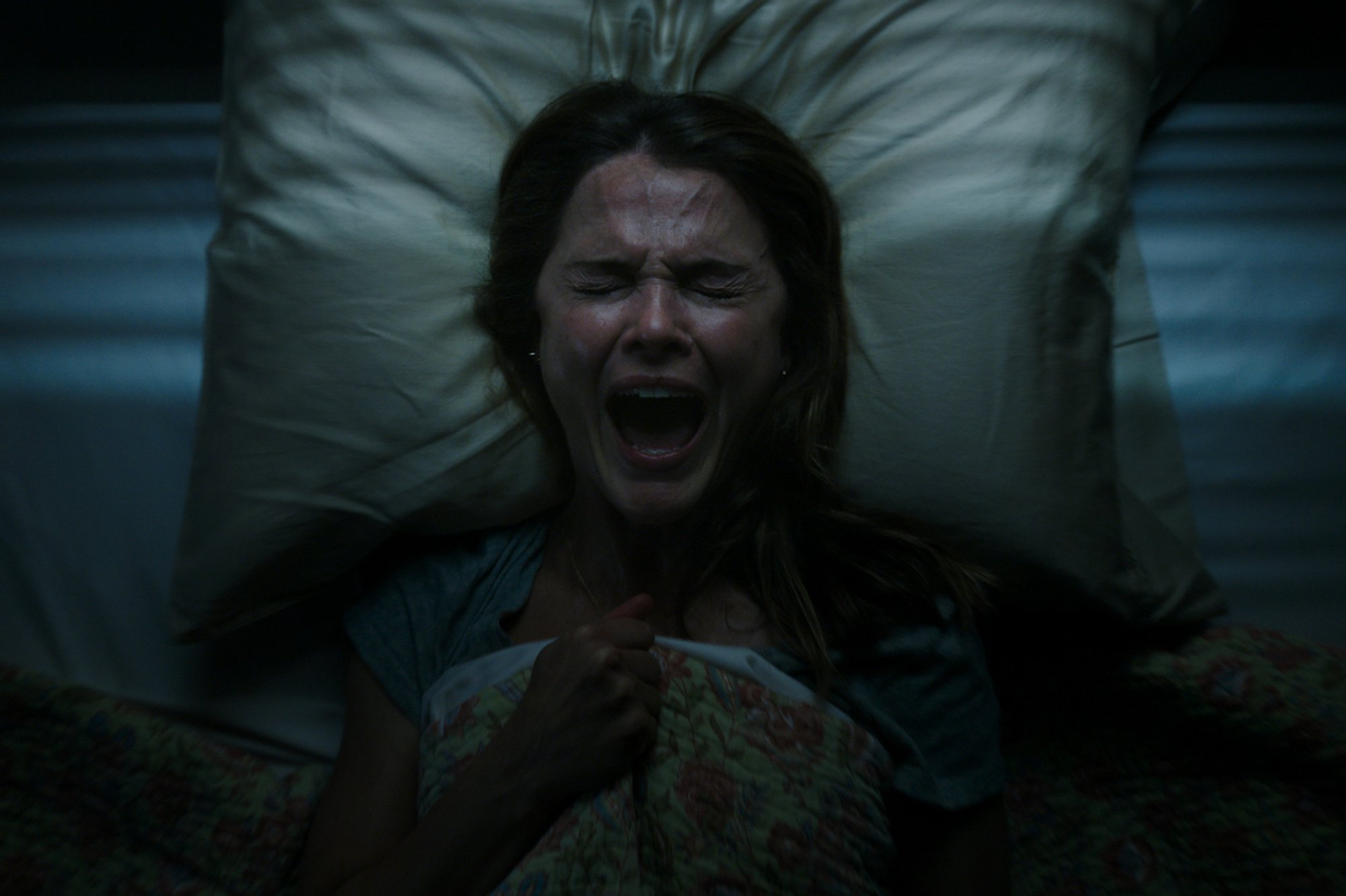 'Antlers' star Keri Russell screaming in bed