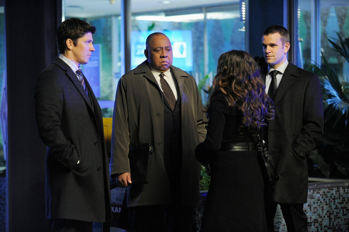Michael Trucco as Justin Patrick, Barry Shabaka Henley as Agent Donovan, John Brotherton as Agent Hughes on 'Fairly Legal'