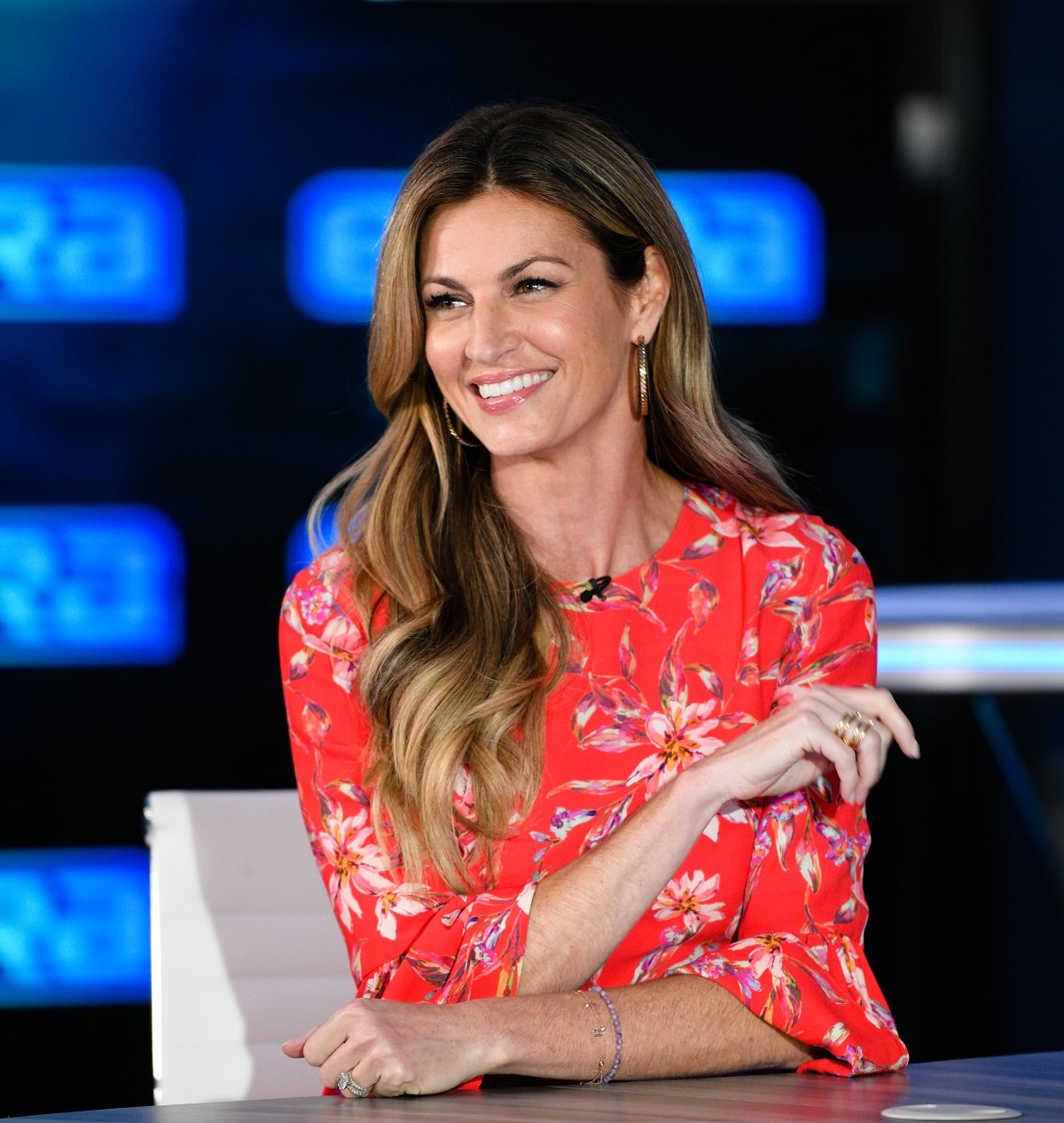 Erin Andrews on the set of 'Extra' at Burbank Studios