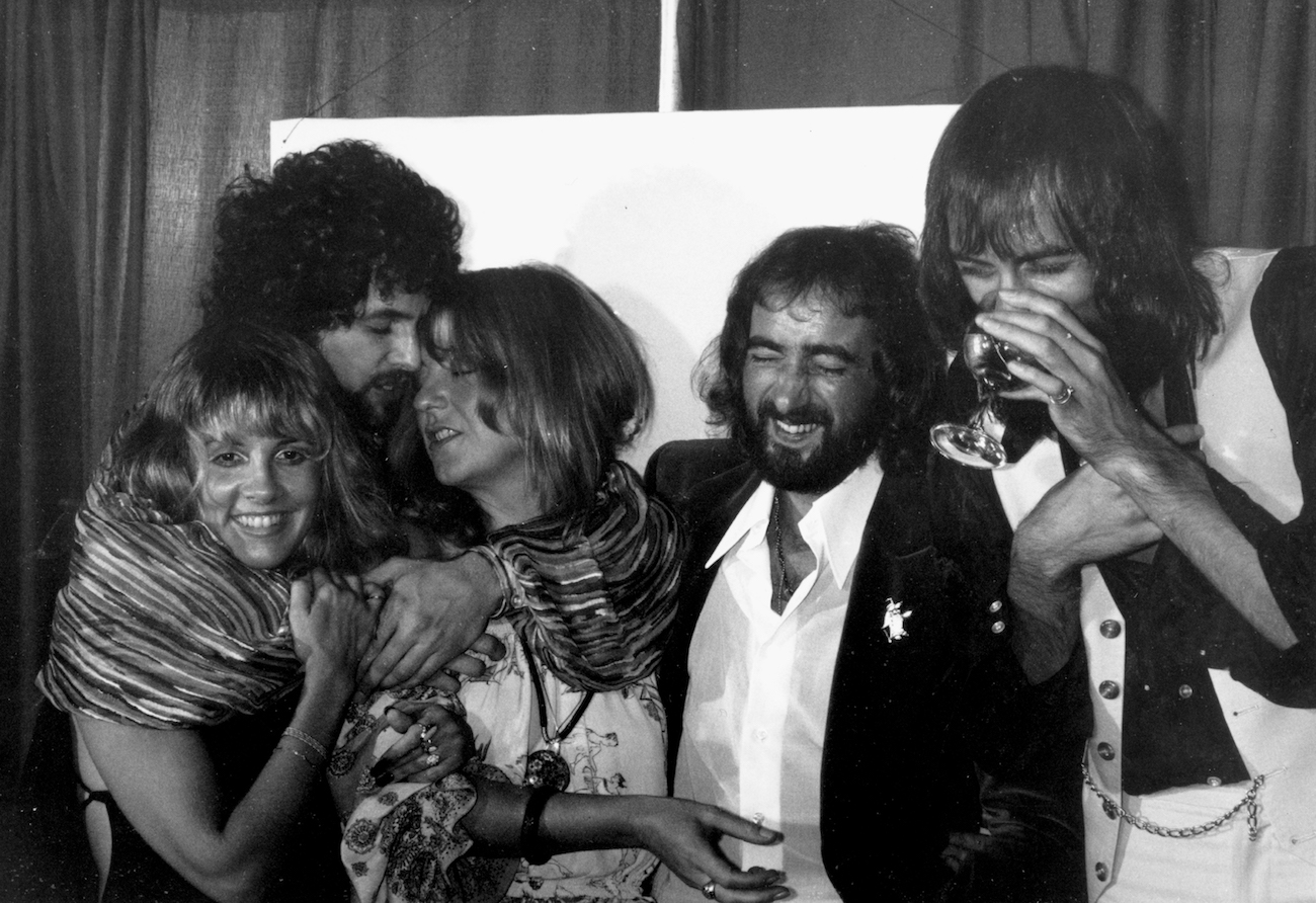 Fleetwood Mac posing at the LA Rock Awards, 1977.