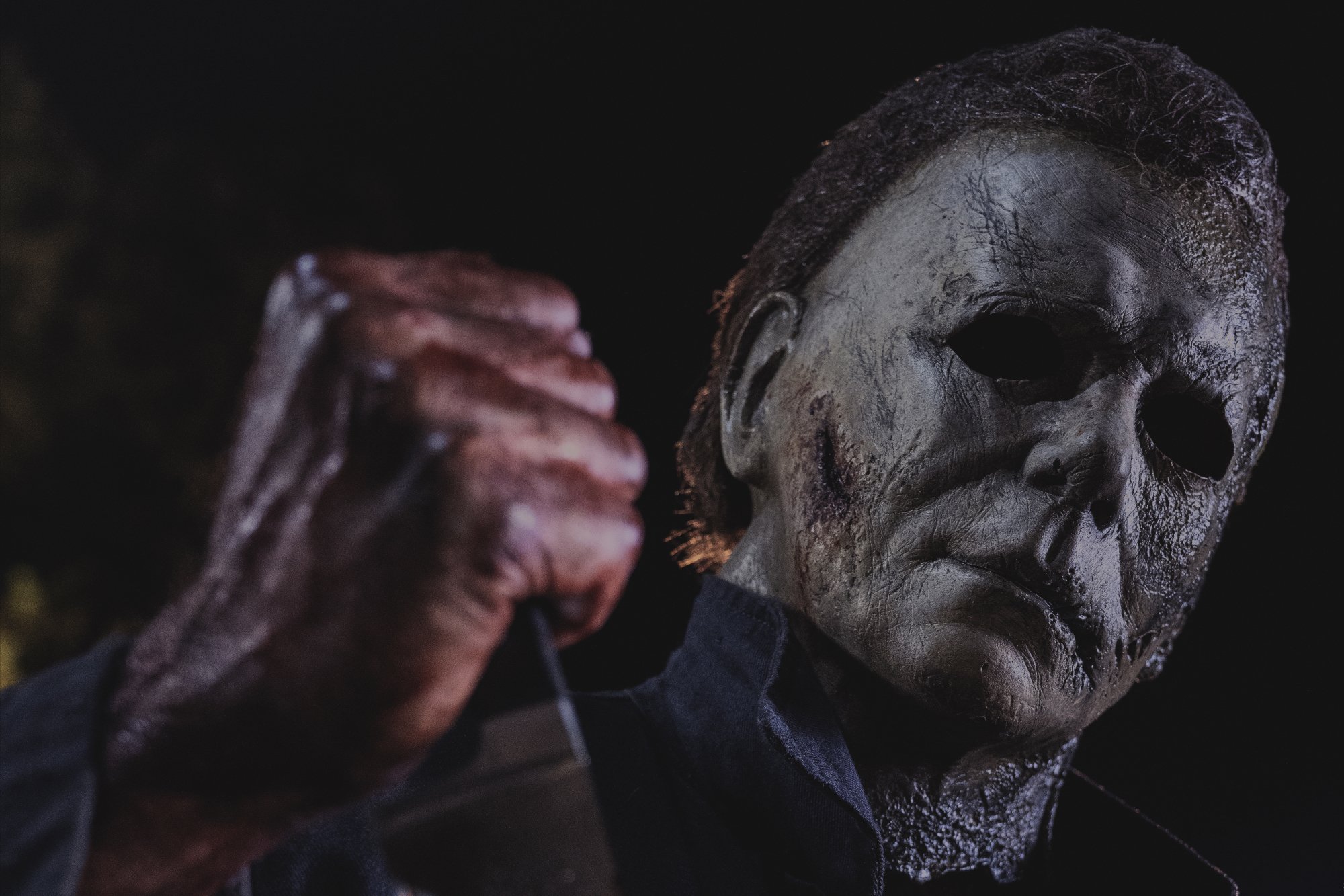 'Halloween Kills' Michael Myers mask holding a knife