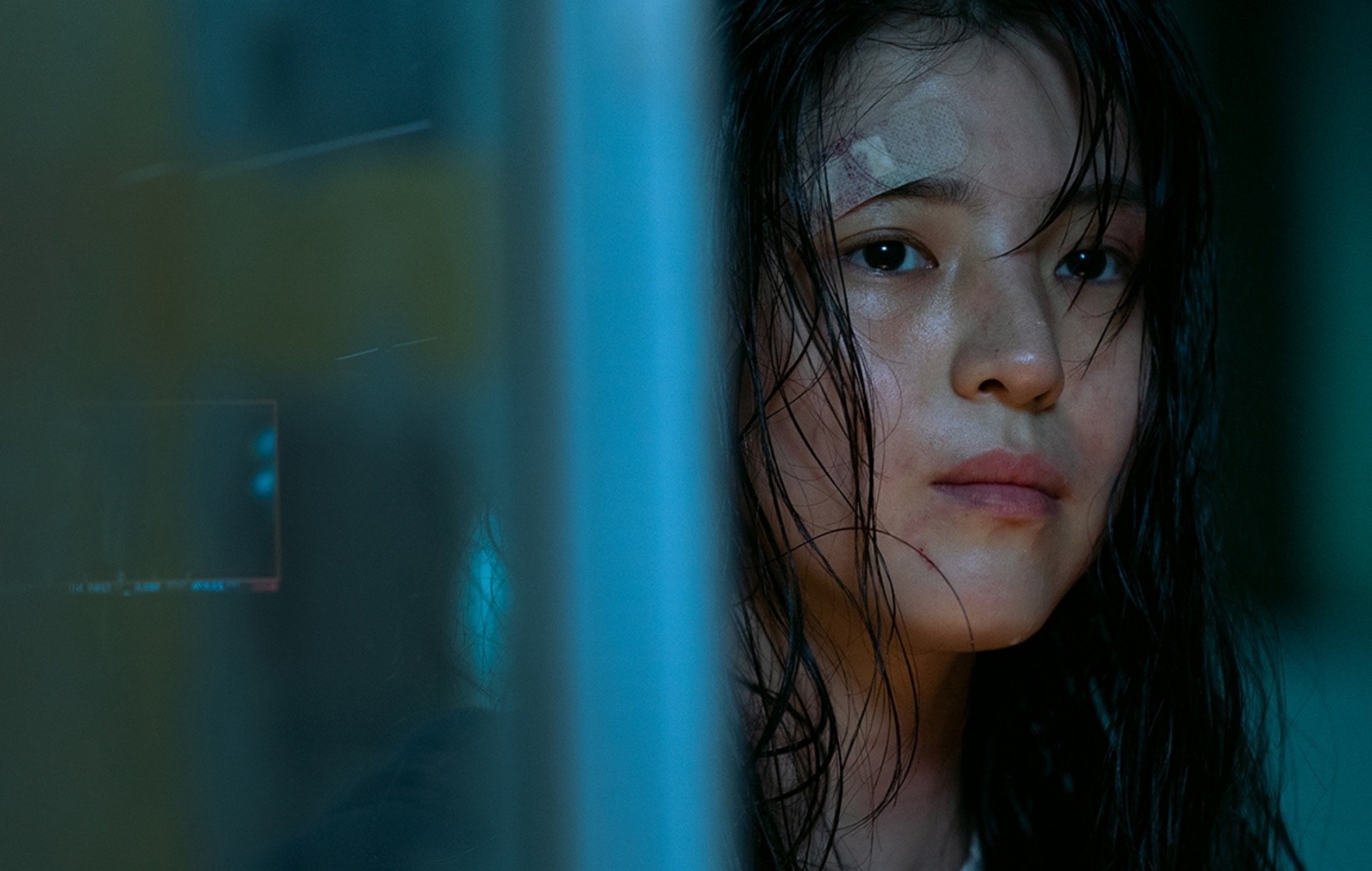 Han So-Hee as Ji-Woo in 'My Name' Netflix K-drama with wet hair and scuffed face