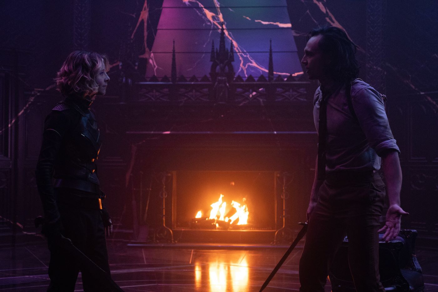 A scene from Loki with Loki and the variant.