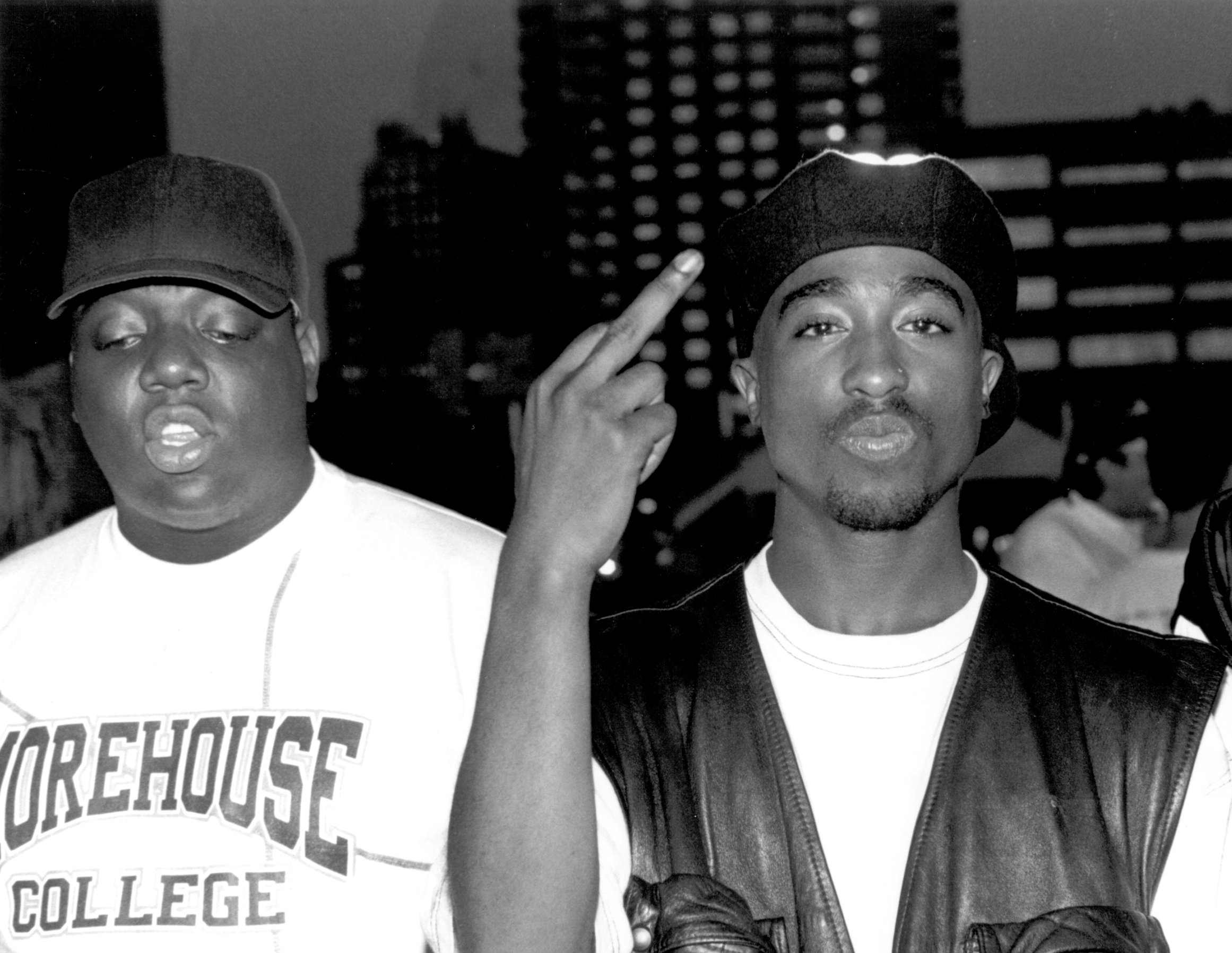 (L-R) The Notorious B.I.G. and Tupac Shakur