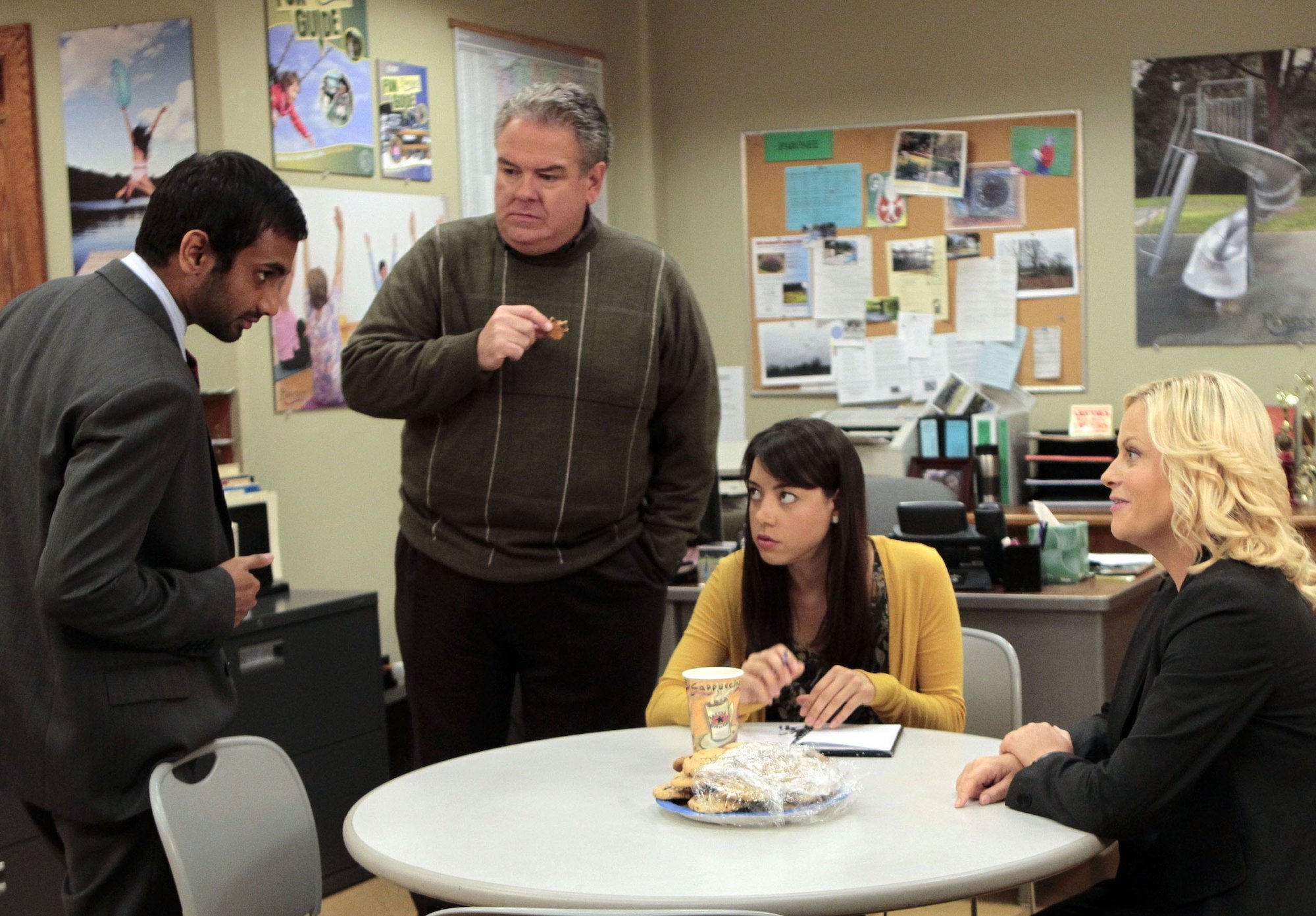 Parks and Recreation cast shares cookies in the office