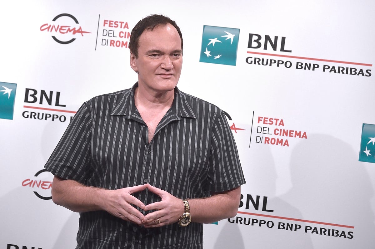 Quentin Tarantino posing