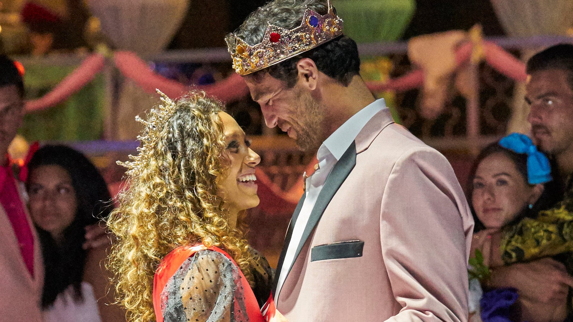 Serena Pitt and Joe Amabile dancing together at Paradise Prom in ‘Bachelor in Paradise’ Season 7 in 2021