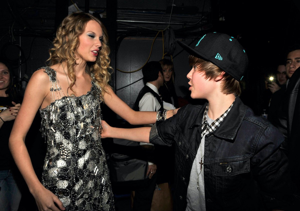Taylor Swift and Justin Bieber attend 2009 Jingle Ball