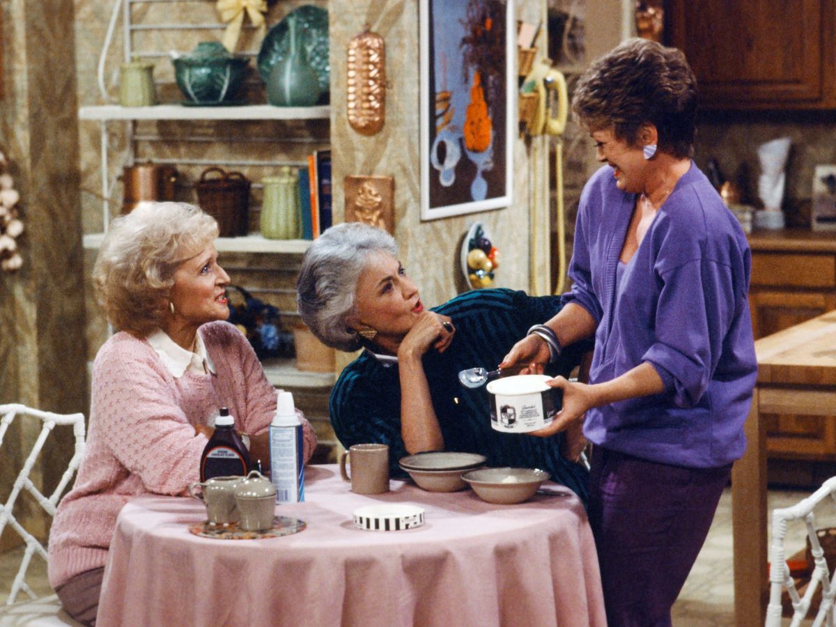 Betty White as Rose Nylund, Bea Arthur as Dorothy Petrillo Zbornak, Rue McClanahan as Blanche Devereaux on 'The Golden Girls'