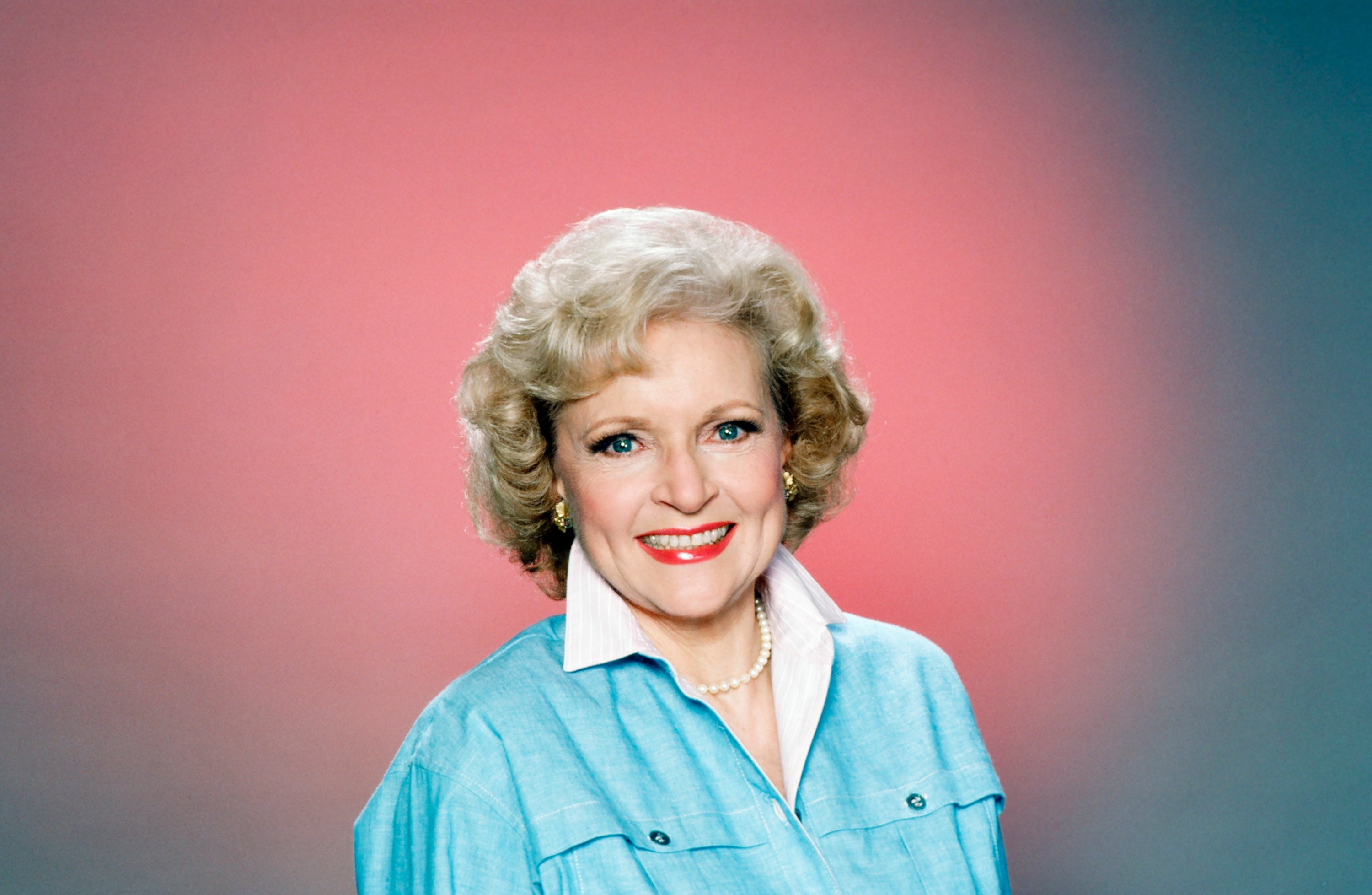 Betty White poses as Rose Nylund for season 1 of 'The Golden Girls'
