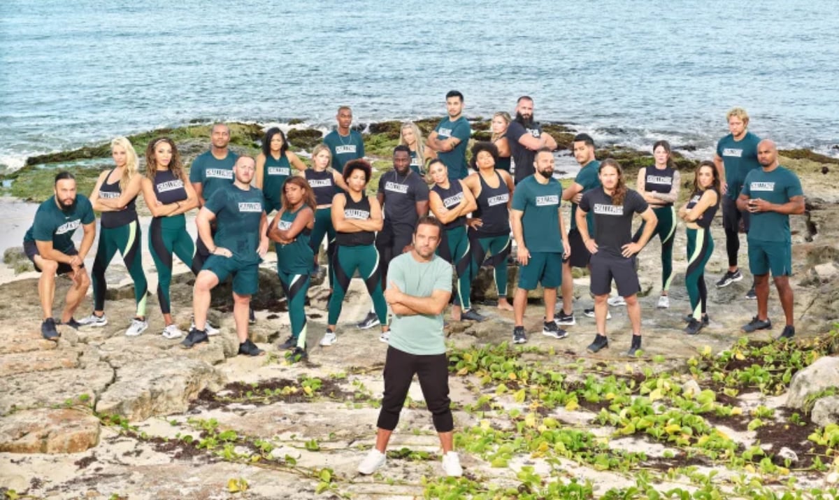 The Challenge; All Stars season 2 official cast photo with TJ Lavin