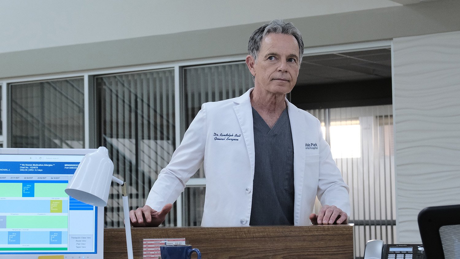 Bruce Greenwood as Dr. Randolph Bell in 'The Resident'
