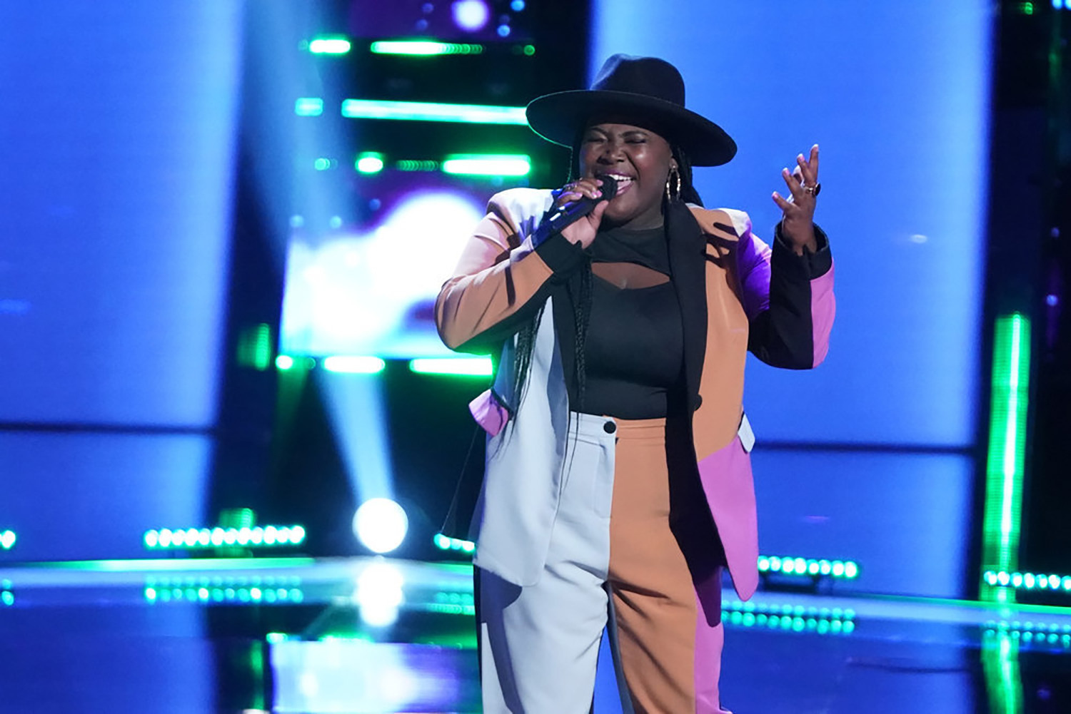 Jershika Maple performs on The Voice Season 21 Episode 5