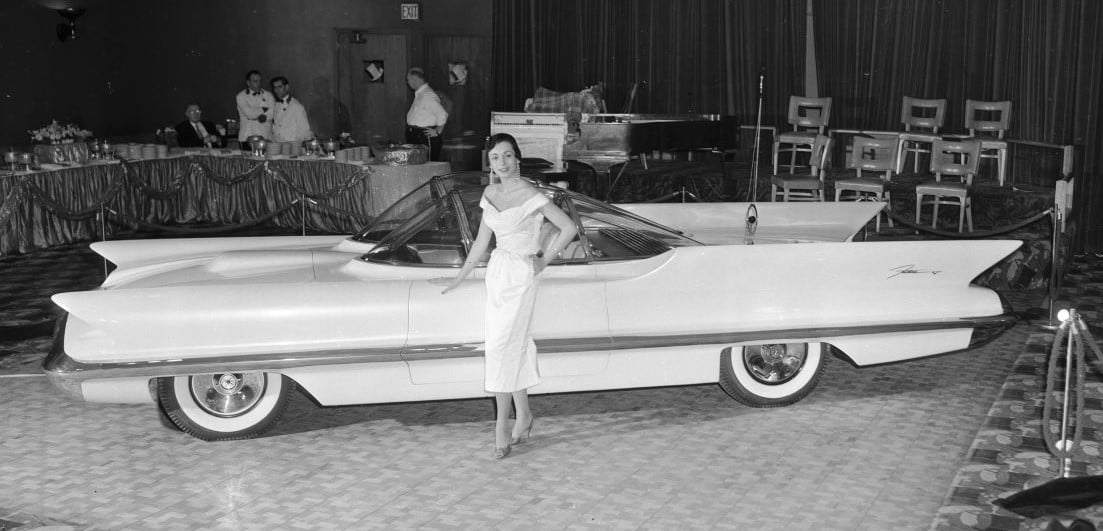 1955 Ford Lincoln Futura and a model at the 1955 Chicago Auto Show