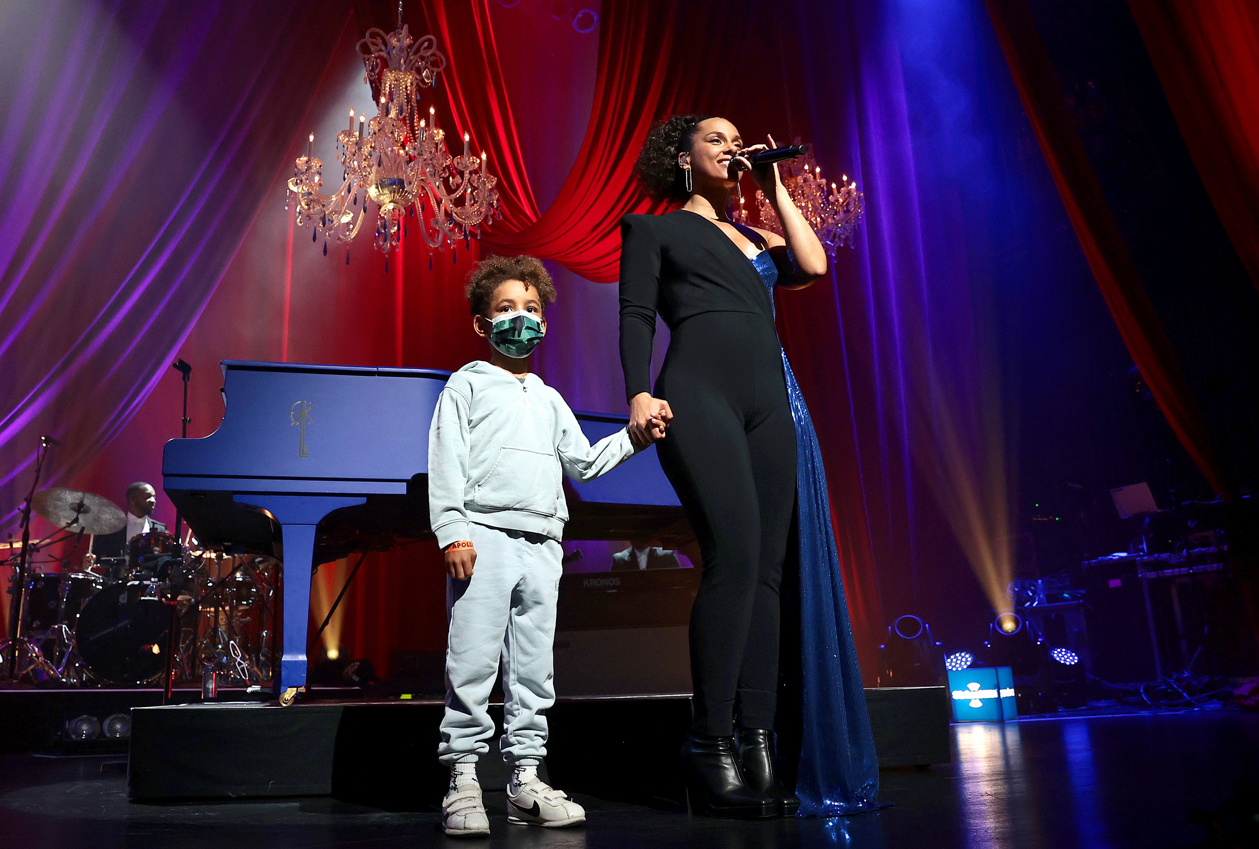 Alicia Keys with her son Genesis in 2021