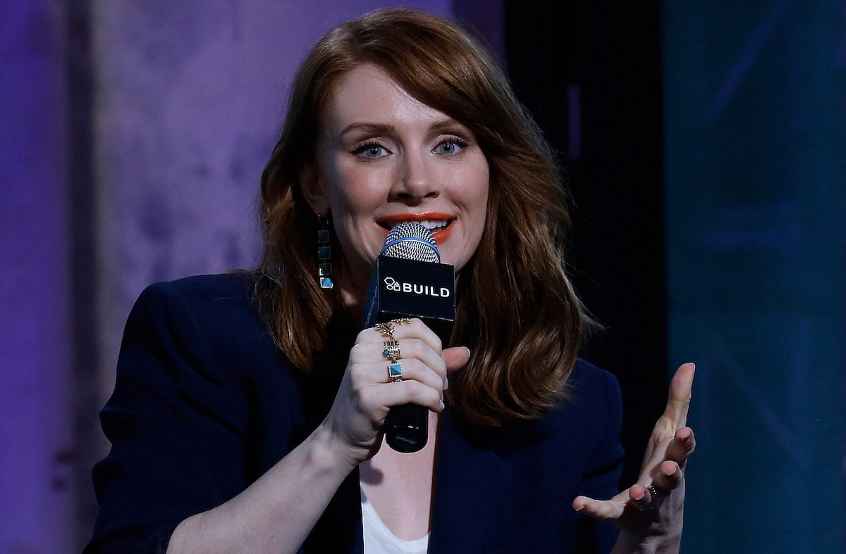 Bryce Dallas Howard discusses 'Jurassic World' with fans