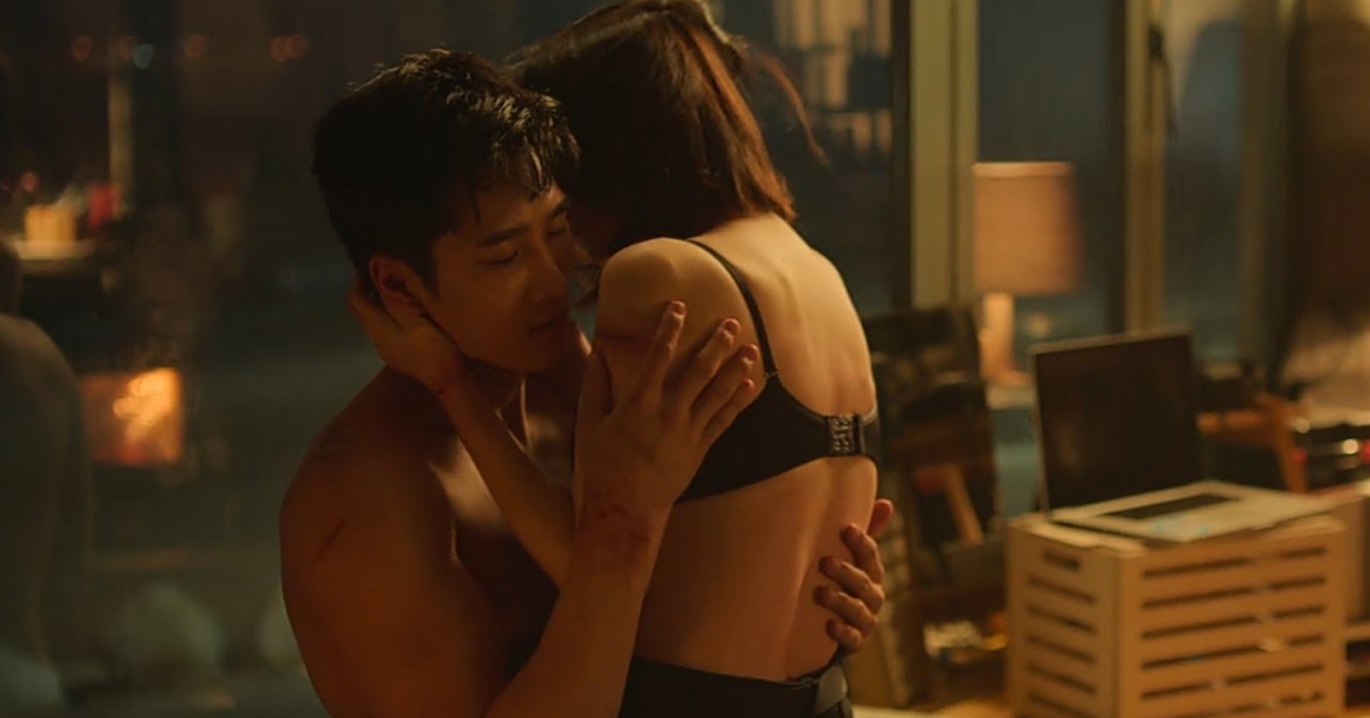 Characters Ji-woo and Pil-do from 'My Name' K-drama sex scene with no shirts on.