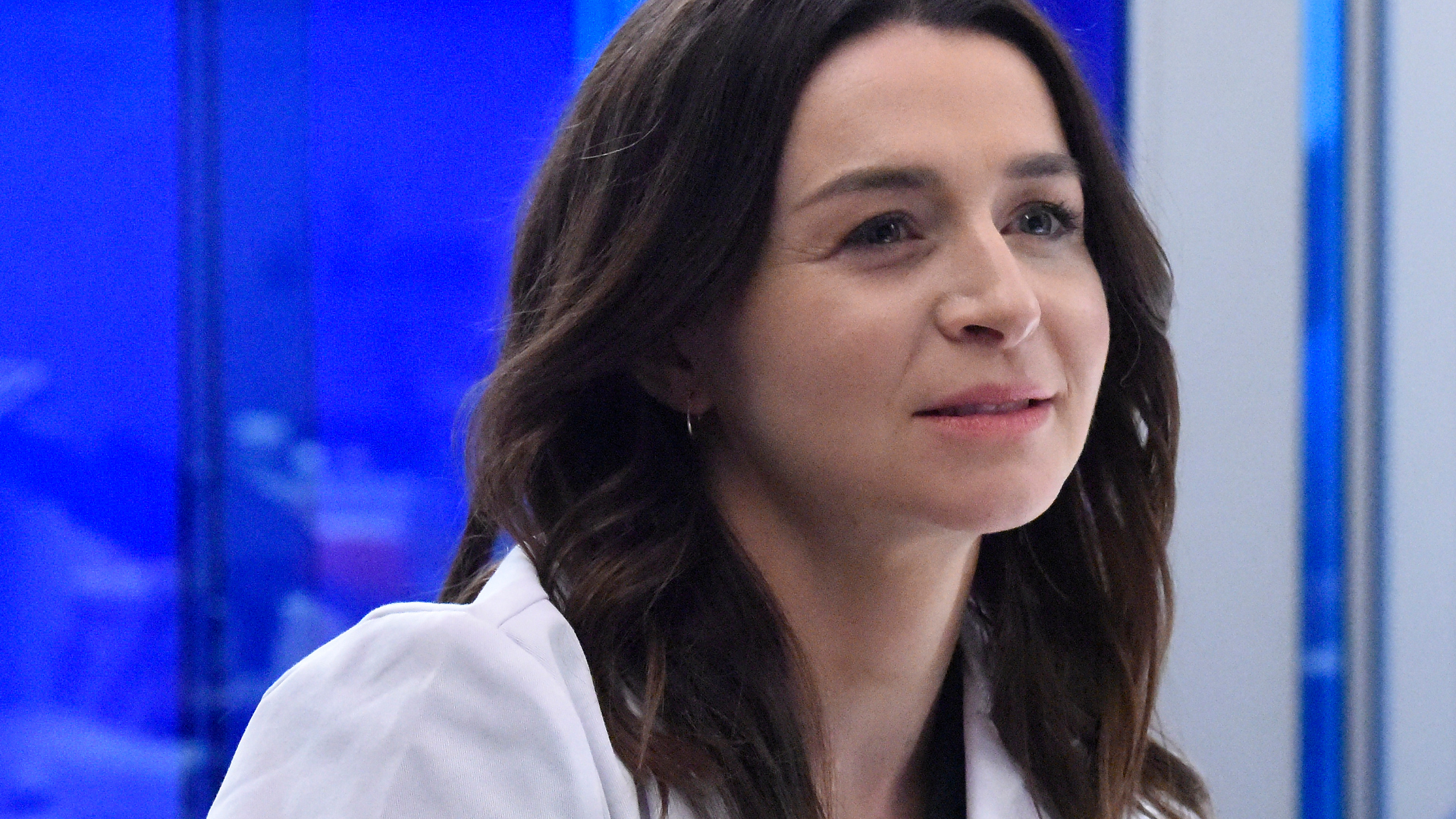 Caterina Scorsone as Amelia Shepherd sit down in Minnesota in ‘Grey’s Anatomy’ Season 18 Episode 5