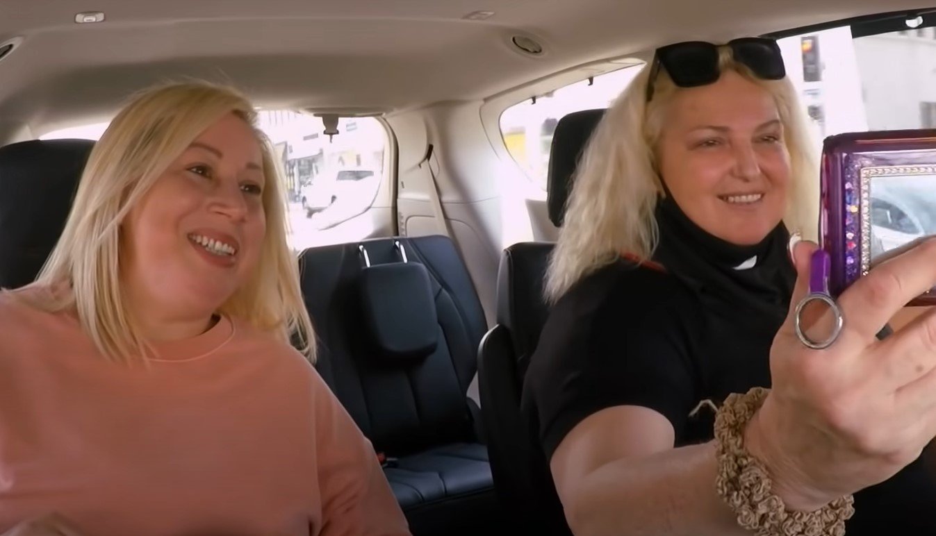 Jojo and Angela Deem in a car together on '90 Day Fiance'