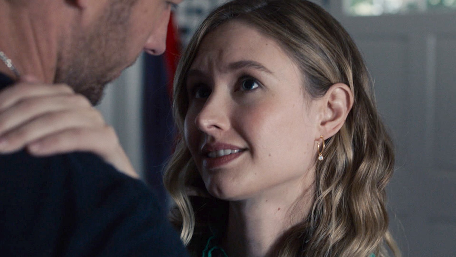 Justin Hartley as Kevin Pearson looks at Caitlin Thompson as Madison Simons in ‘This Is Us’ Season 5