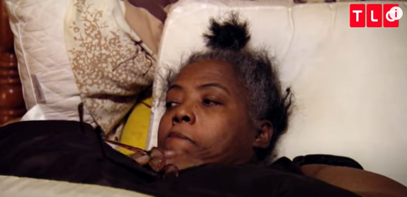 Lisa Fleming lies in bed on 'My 600-lb Life'