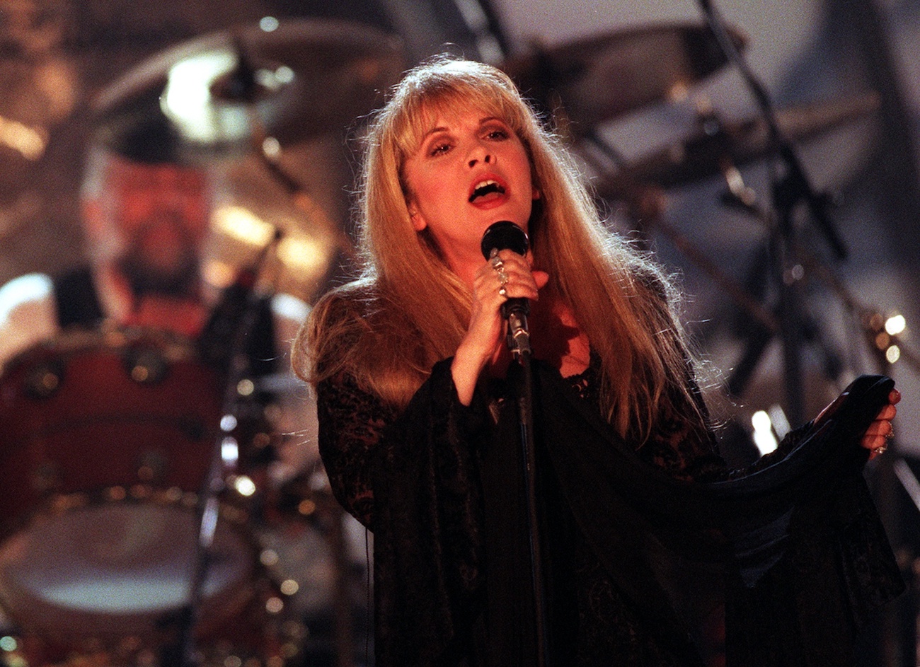 Stevie Nicks performing with Fleetwood Mac during a televised special on MTV, 1997.