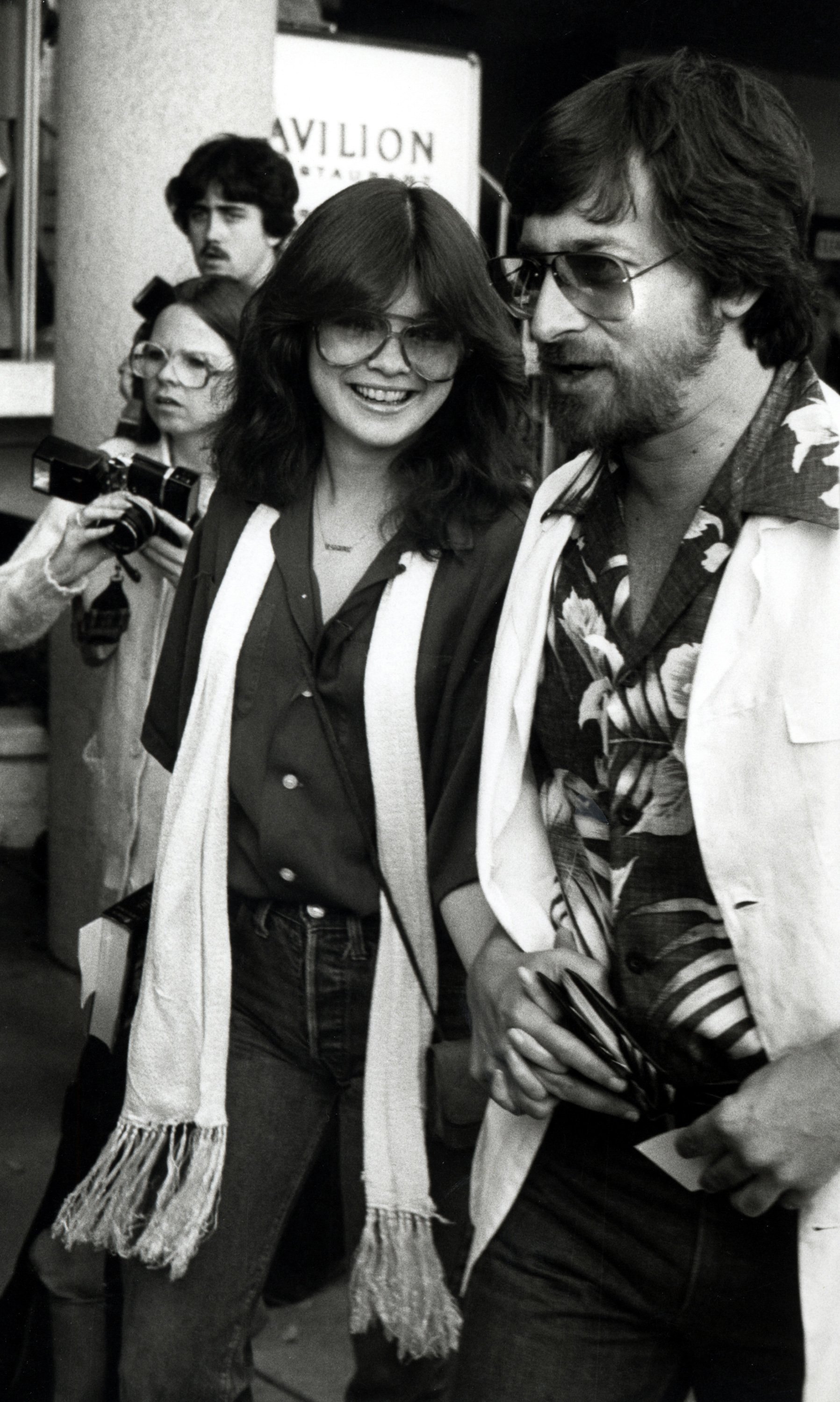 Valerie Bertinelli and Steven Spielberg are photographed walking together in 1980.