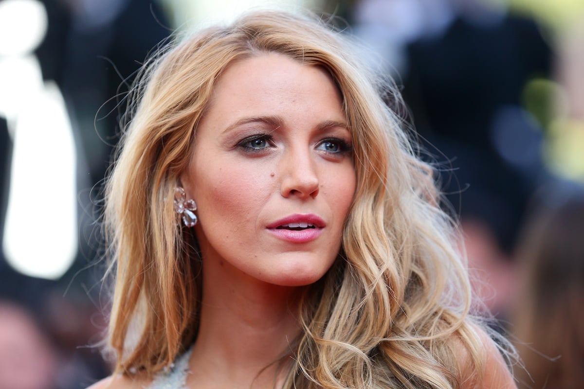 why doesn't blake lively drink alcohol